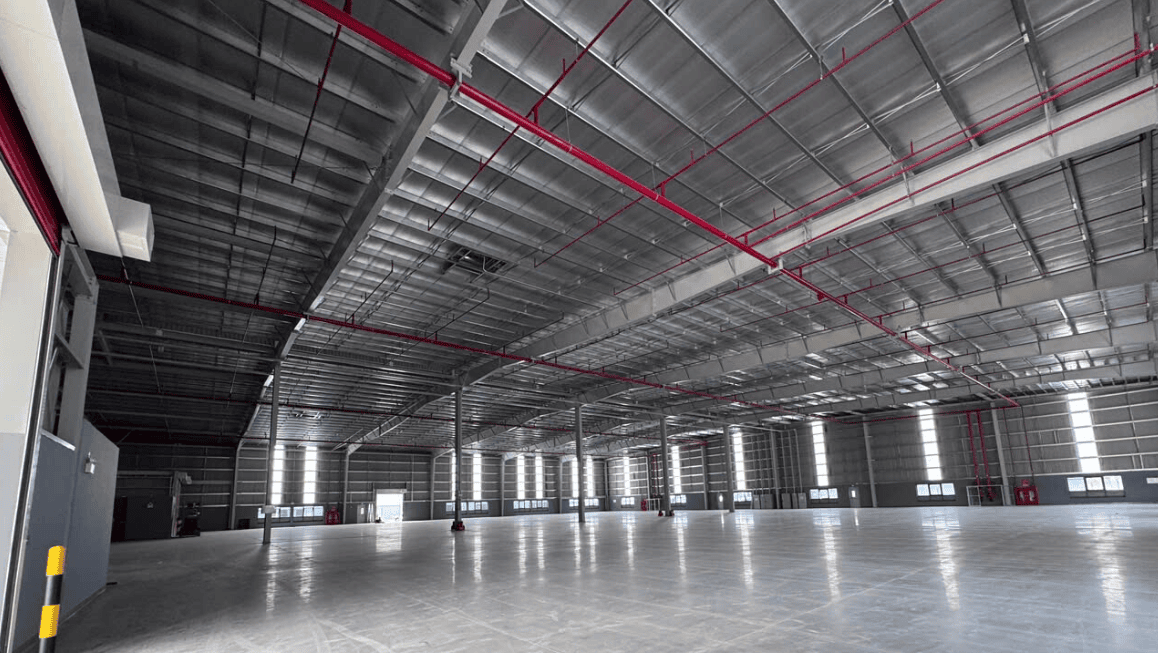 Bên trong nhà xưởng kcn yên mỹ 2 diện tích 2000m2